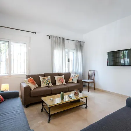 Apartment Pr Plaza De Espana Amplio Apartamento 5d 3b Aparcamiento Incluido Seville