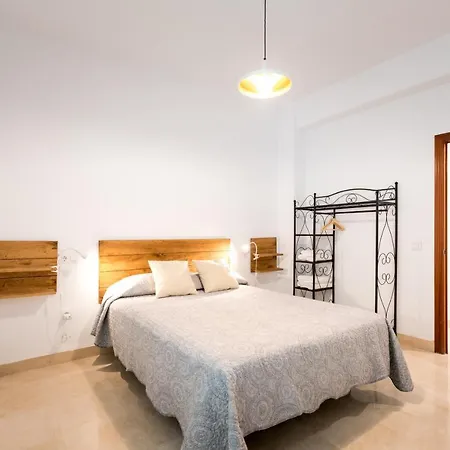 Pr Plaza De Espana Amplio Apartamento 5d 3b Aparcamiento Incluido Seville