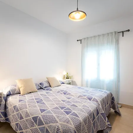 Apartment Pr Plaza De Espana Amplio Apartamento 5d 3b Aparcamiento Incluido Seville